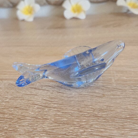 Blue Whale Light Blue Ocean Sea Life Lover Art Glass MCM Figurine - Picture 1 of 5